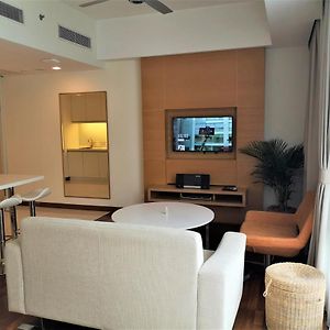 Deluxe Studio